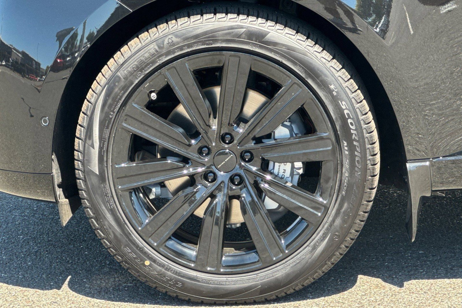 New 2026 Land Rover Range Rover SE AWD/4WD image 9