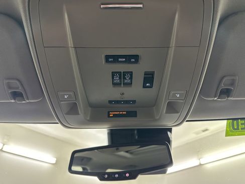 Used 2015 GMC Sierra 1500 Denali w/ Driver Alert Package image 52