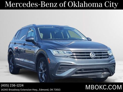 Used 2022 Volkswagen Tiguan SE AWD/4WD image 3