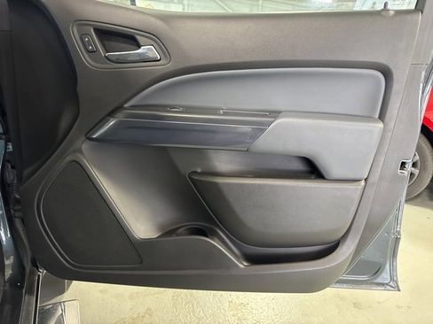 Used 2017 Chevrolet Colorado Z71 image 35