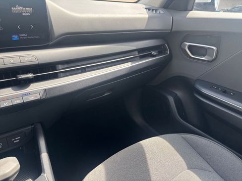 Used 2025 Kia K4 FWD image 34