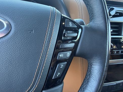 Used 2024 INFINITI QX80 Sensory image 30