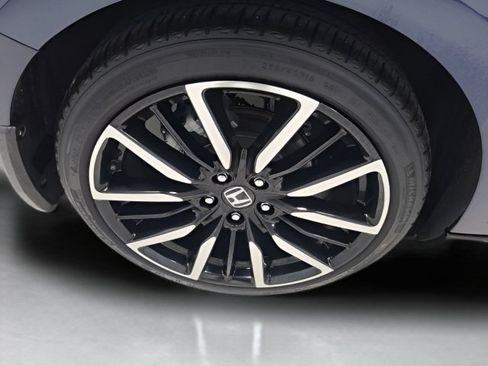 Certified 2023 Honda Accord Touring image 9