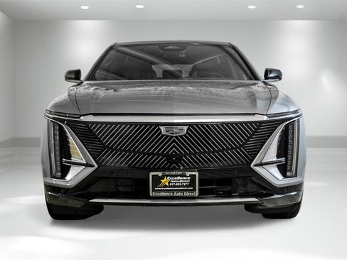 Used 2024 Cadillac Lyriq Luxury w/ LPO, Floor Liner Package image 7