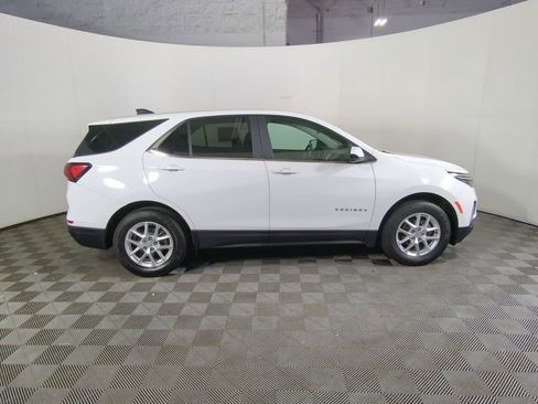 Used 2024 Chevrolet Equinox LT image 10