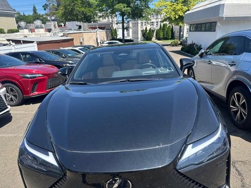 Used 2023 Lexus RZ 450e Premium w/ Technology Package AWD/4WD image 2