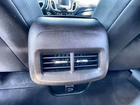 Used 2024 Chevrolet Equinox LT image 21