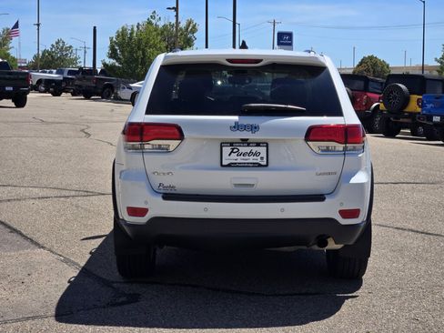 Used 2022 Jeep Grand Cherokee Laredo E AWD/4WD image 4