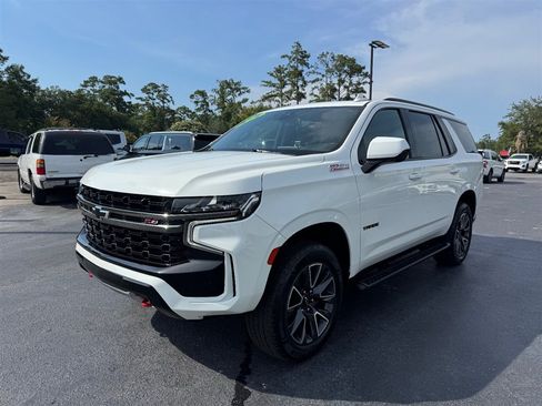 Used 2021 Chevrolet Tahoe Z71 w/ Rear Media and Nav Package AWD/4WD image 4