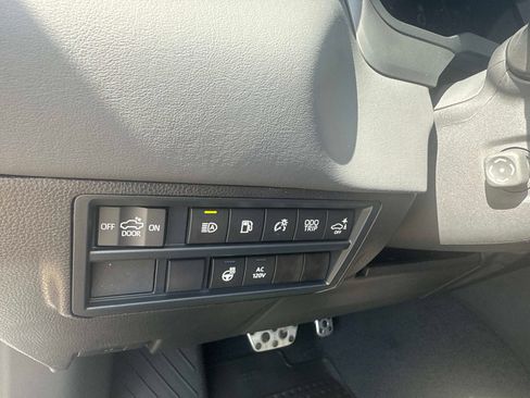 New 2026 Toyota Tundra Limited AWD/4WD image 27