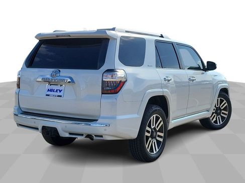Used 2016 Toyota 4Runner Limited image 8