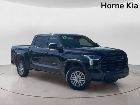 Used 2025 Toyota Tundra SR5 AWD/4WD image 2