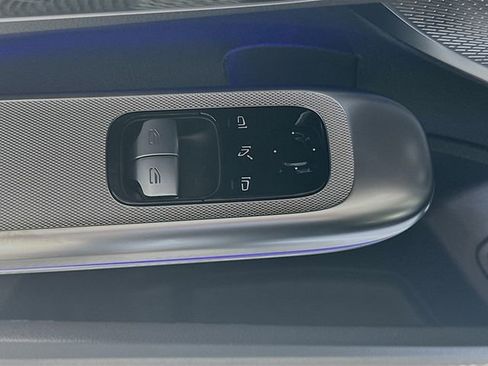 Used 2026 Mercedes-Benz CLE 300 4MATIC Coupe image 18