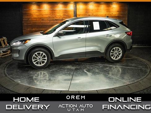 Used 2022 Ford Escape SE w/ Convenience Package AWD/4WD image 1