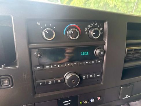 Used 2020 Chevrolet Express 2500 w/ Driver Convenience Package image 17