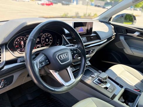 Used 2019 Audi Q5 Premium w/ Premium Plus Package AWD/4WD image 11