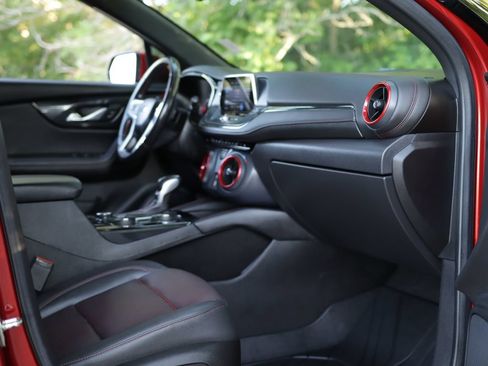 Used 2021 Chevrolet Blazer RS FWD image 31