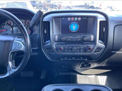 Used 2018 Chevrolet Silverado 1500 LT w/ Texas Edition image 13