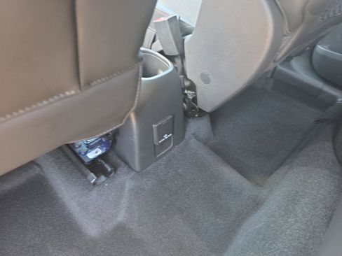 Used 2020 Chevrolet Trax LT w/ Redline Edition image 32