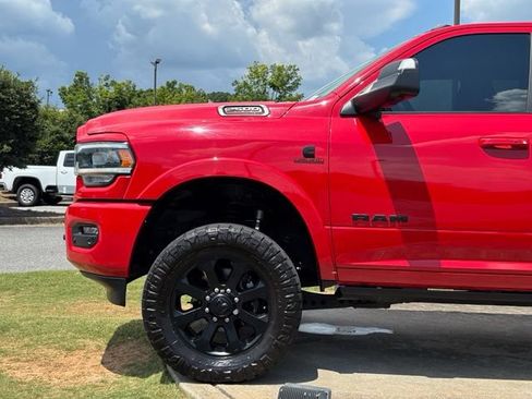 Used 2022 RAM 2500 Laramie AWD/4WD image 11