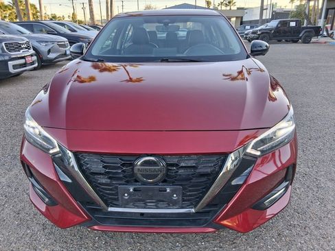 Used 2023 Nissan Sentra SR w/ SR Premium Package image 2