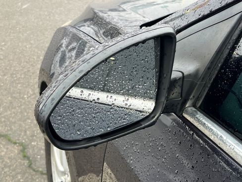 Used 2016 Chevrolet Cruze LT w/ Technology Package image 19