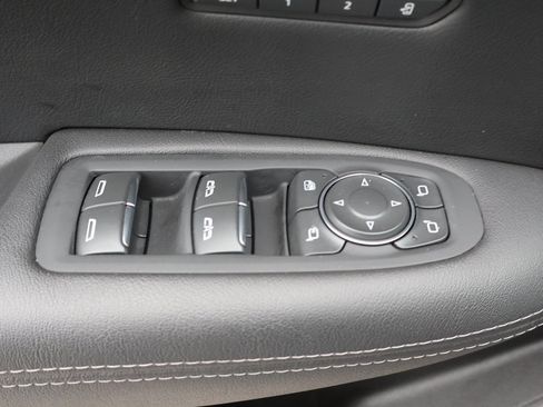 Certified 2025 Cadillac XT5 Premium Luxury image 10