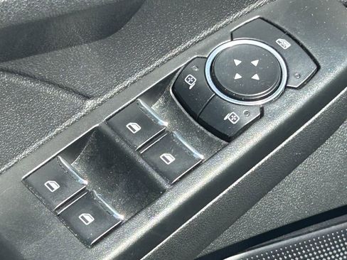 Used 2023 Ford Escape ST-Line AWD/4WD image 28