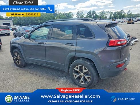 Used 2018 Jeep Cherokee Trailhawk w/ Quick Order Package 27L AWD/4WD image 3