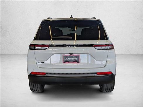 New 2026 Jeep Grand Cherokee Limited w/ Limited Altitude Package image 7