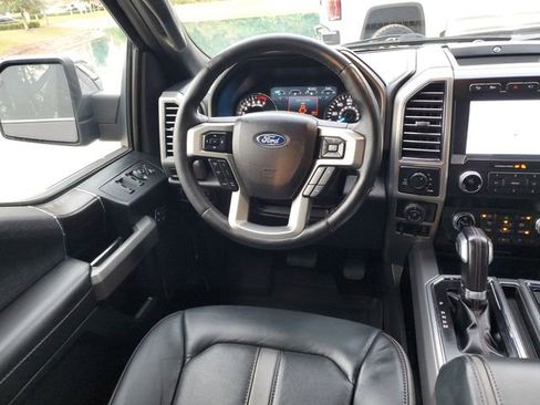 Used 2020 Ford F150 Platinum w/ Equipment Group 701A Luxury image 14