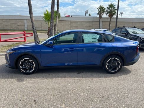 New 2026 Kia K4 EX image 4