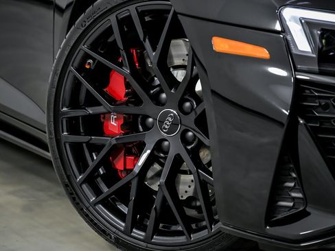Used 2020 Audi R8 V10 image 4