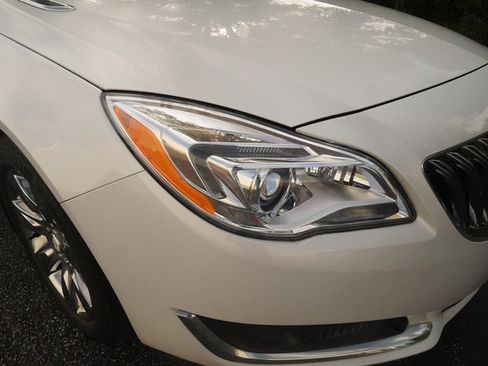 Used 2016 Buick Regal Premium w/ Driver Confidence Package #1 FWD image 30