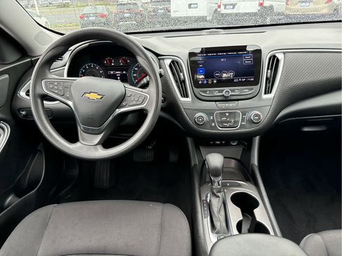 Used 2023 Chevrolet Malibu LS FWD image 20