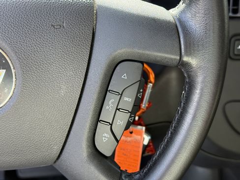 Used 2021 Chevrolet Express 2500 w/ Communications Package image 27