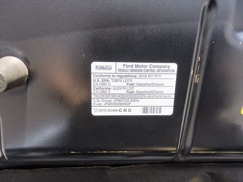 Used 2018 Ford F150 XLT AWD/4WD image 12