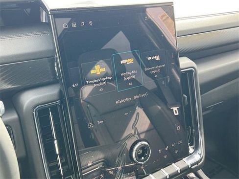 New 2026 GMC Yukon XL AT4 w/ AT4 Premium Plus Package image 17