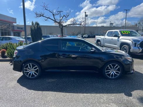 Used 2014 Scion tC image 6