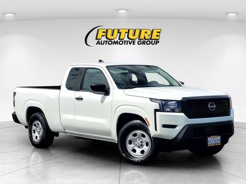 Used 2022 Nissan Frontier S image 1