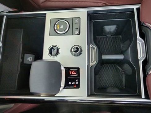 Used 2023 Land Rover Range Rover SE image 50