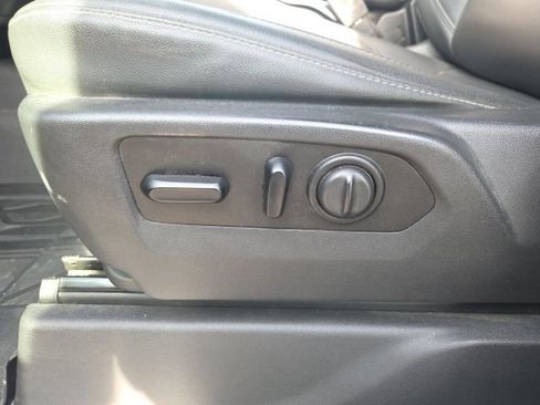 Used 2021 Chevrolet Silverado 2500 LT w/ Convenience Package image 21