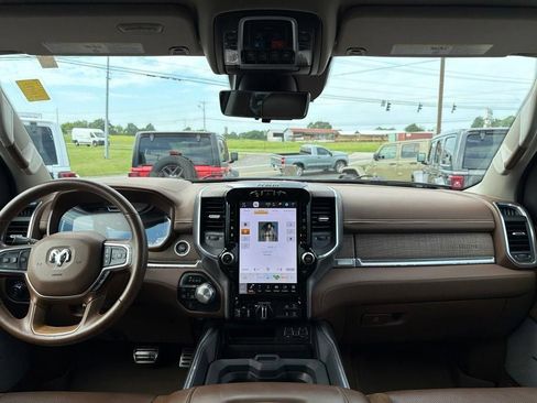 Used 2024 RAM 1500 Limited AWD/4WD image 22