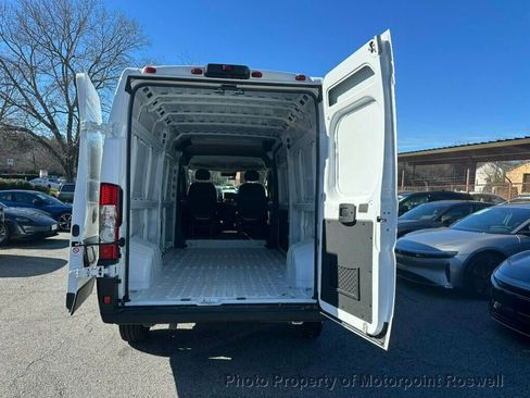 Used 2025 RAM ProMaster 2500 w/ Storage Group image 6