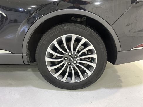 Used 2023 Lincoln Aviator Reserve w/ Elements Package Plus image 6