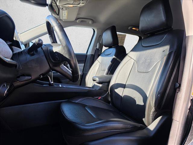 Used 2022 Jeep Compass Latitude AWD/4WD image 24