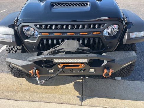 Used 2022 Jeep Gladiator Mojave w/ Trailer Tow Package image 4