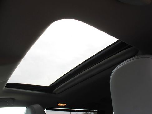 Used 2015 Toyota Highlander XLE image 56