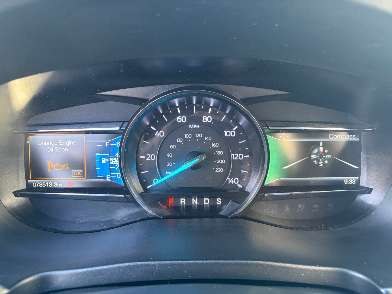 Used 2018 Ford Explorer XLT w/ Equipment Group 201A AWD/4WD image 13