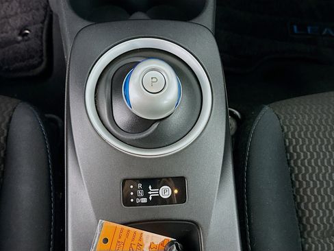 Used 2014 Nissan Leaf S w/ Charge Package image 23